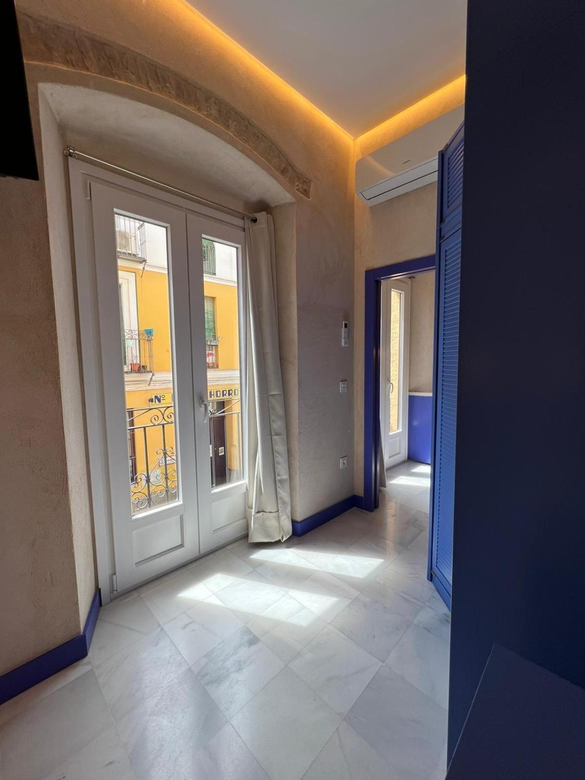 Philippe'S Home Triana Севилья Экстерьер фото